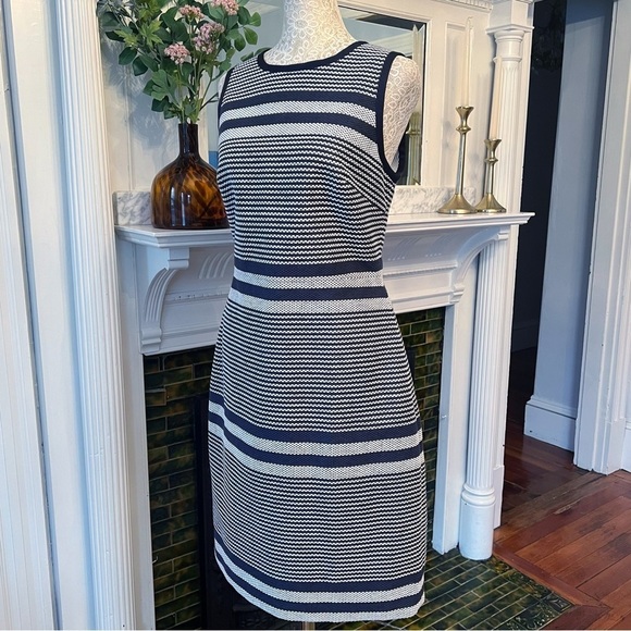 NWT J. CREW Navy & White Striped Tweed Sleeveless Sheath Dress Bow Detail Sz 8 - Picture 7 of 16